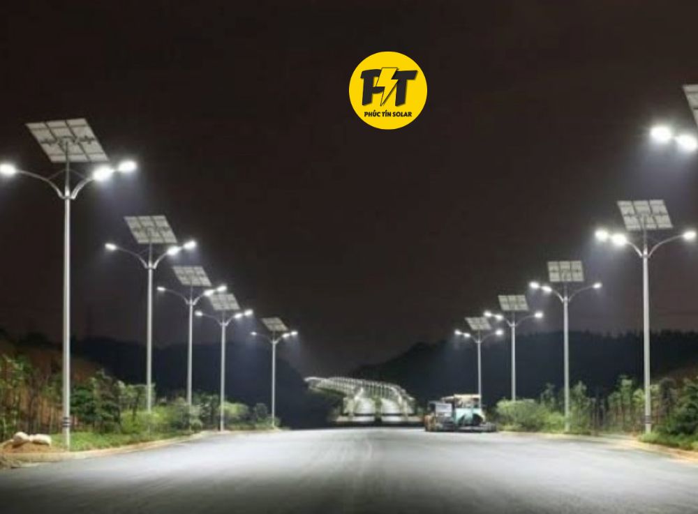 Đèn năng lượng mặt trời Long An